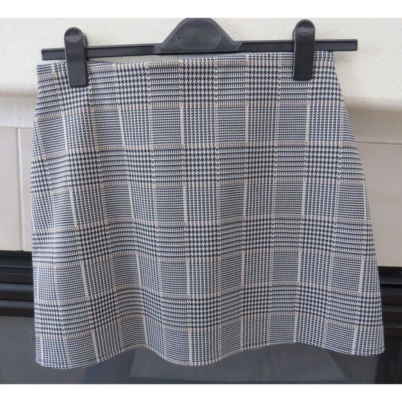 H&M Ladies Houndstooth Formal Above the Knee Skirt Black/gray L (read) EUC - Picture 3 of 6